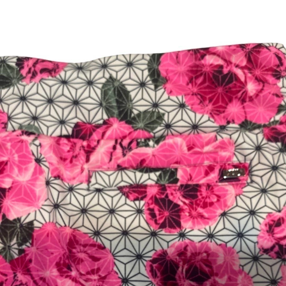 Tail Floral Geo Skort In White Pink & Black Size L Fits 14, 16, XL, 1X - Picture 8 of 10